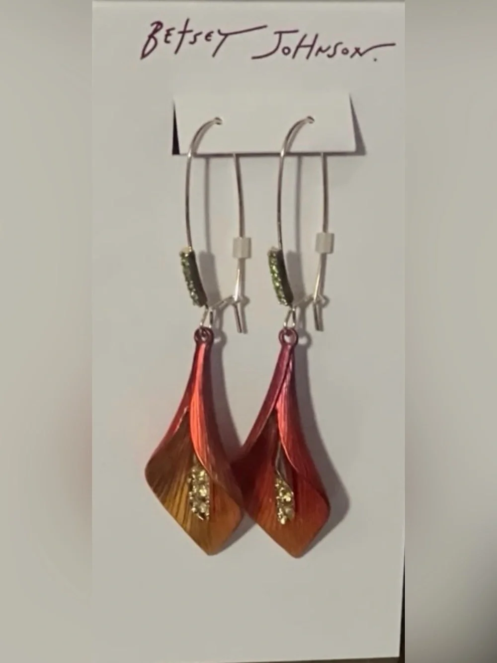 BETSEY JOHNSON Elegant Orange Ombré Calla Lily Feminine Delicate Earrings NWT